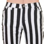 Run and Fly - Unisex Indie Mod 60s Retro Black & White Striped Skinny Jeans